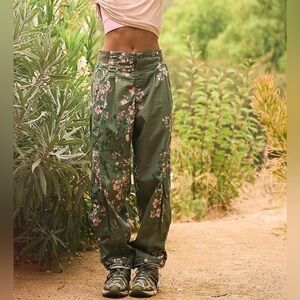 Free People Mesmerize Me Printed Pant